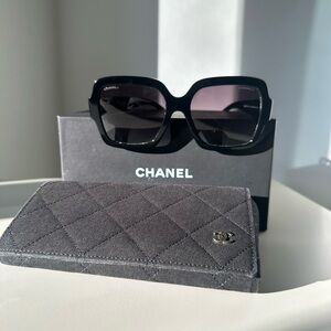 CHANEL 5479-A Oversized Square Sunglasses – Black Gradient Lenses